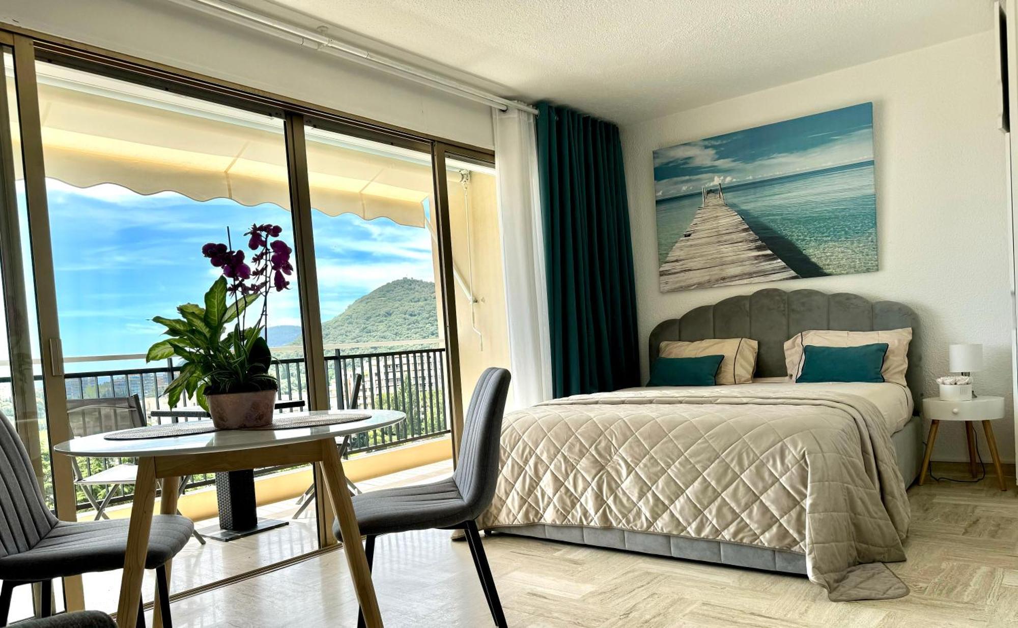 My Resid Appart Cannes Marina Vue Mer Манделю-ла-Напул Екстериор снимка